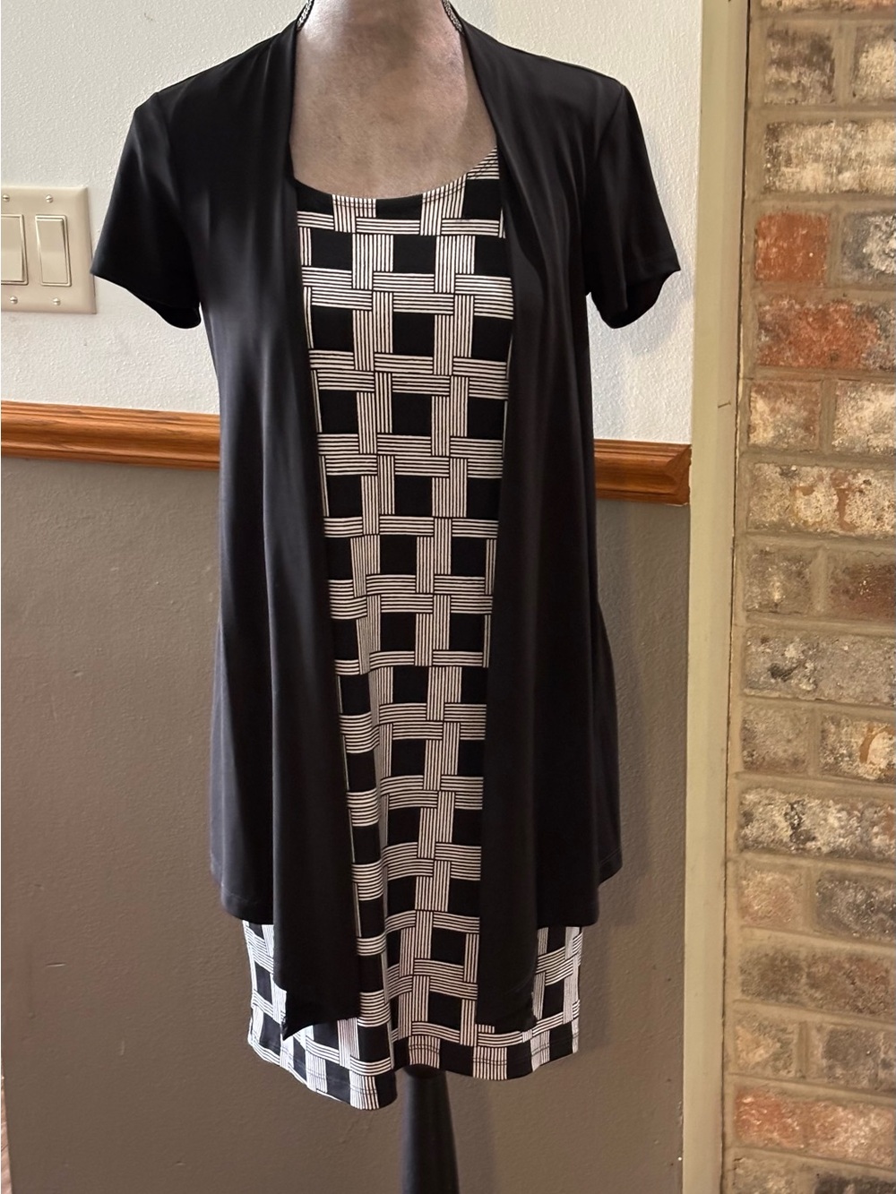 Enfocus Studio Black Label Shirt with Center Seam Detail